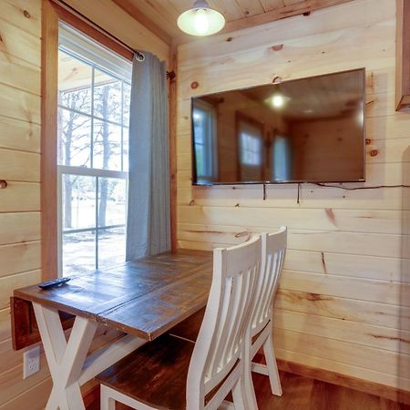 Lakeside Trenton Cabin On 7-Acre Property! المظهر الخارجي الصورة